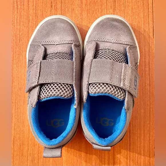 UGG Toddler Rennon Low Top Sneaker in Metal TODDLER SIZE 8 - Picture 4 of 13